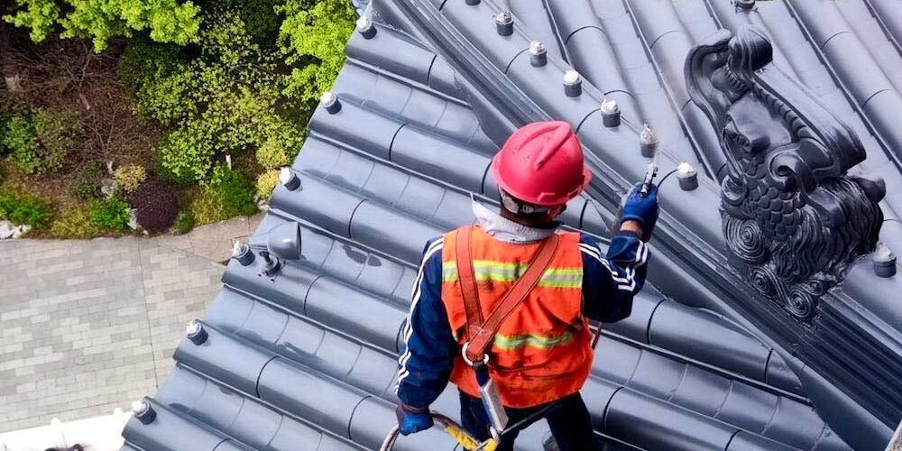 Roof-Painting-Sprays Roof Painting Sprays