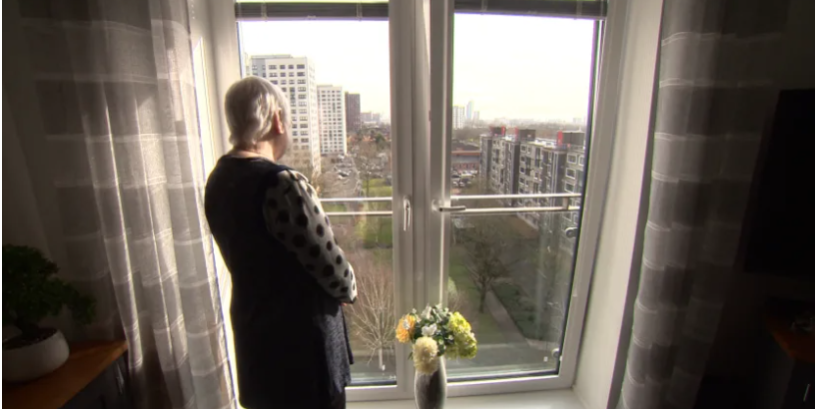 Freezing residents caught up in cladding crisis